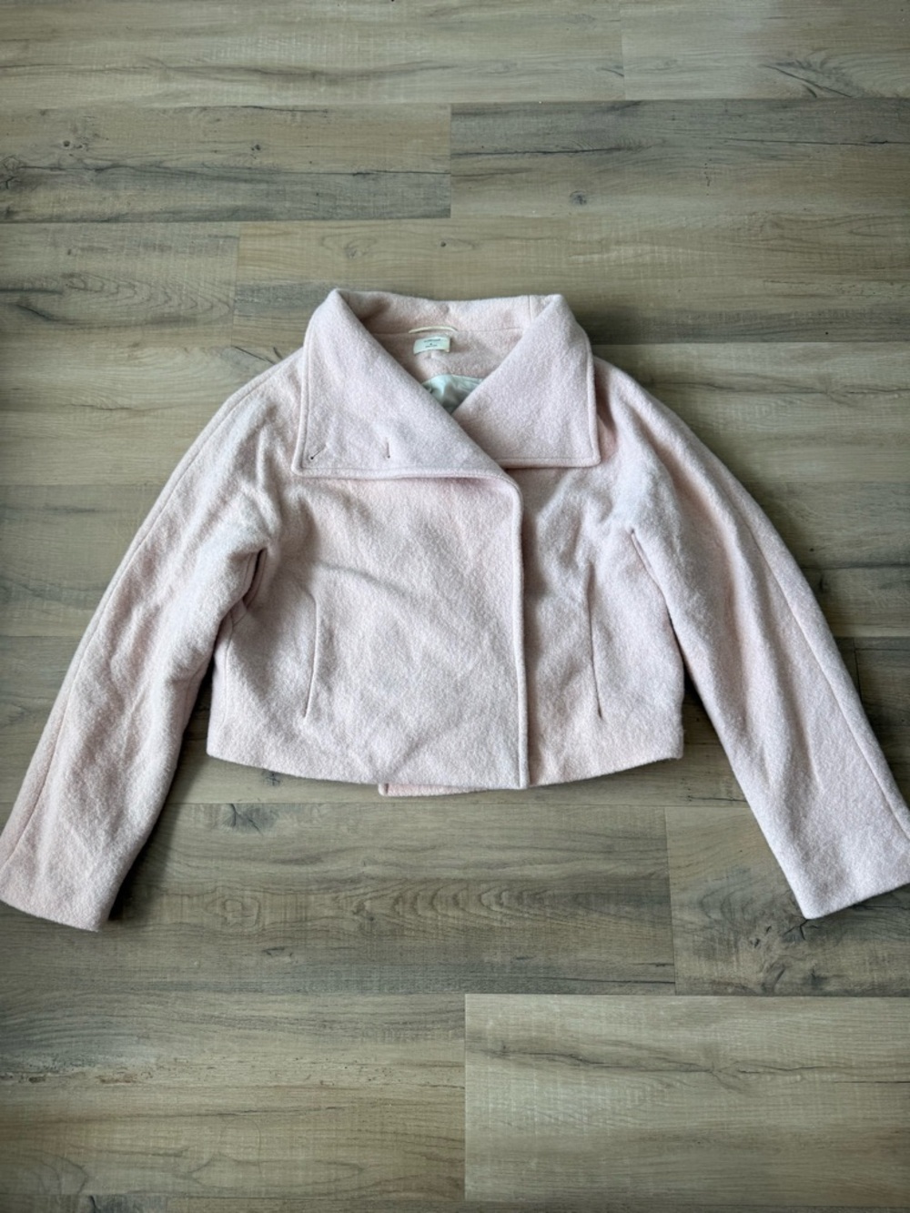 Aritzia Wilfred Blush Pink Merino Wool Bouclé Cropped Jacket - Medium - Picture 2 of 7